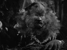 《美女与野兽》剧照 《美女与野兽》剧照